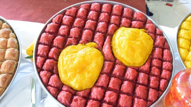 İçindeki malzemeyi öğrenen şaşkına dönüyor! Asya mutfağının gözdesi Türkiye'de baklava oldu