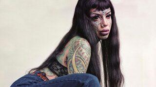 Dövme bağımlısı Sarah Sabbath, durmayacağını söyleyerek hayranlarına seslendi
