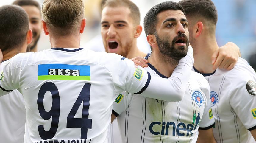 Umut Bozok atıyor, Kasımpaşa kazanıyor! İkinci yarıya 3 puanla başladılar