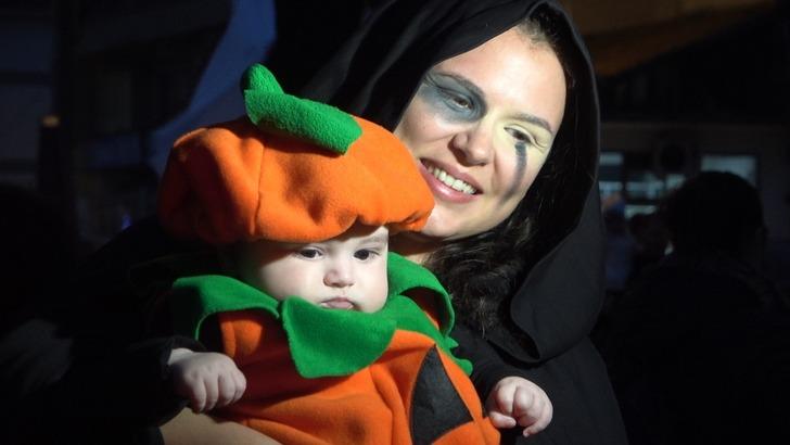 Bin yıllık gelenek: Koleda! Kırklareli'de korku gecesi kutlandı G4