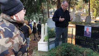 Annesi ameliyat öncesi itiraf etmişti! Mezar açıldı, ünlü iş insanı biyolojik babası çıktı