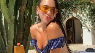 Dua Lipa'ya ayrılık yaradı! Bu pozları Nilperi Şahinkaya görmesin