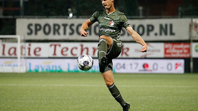 Futbol sahalarında böylesi hiç yaşanmadı! Kırmızı kart gördüğü maçın hakemiyle sevgili oldu