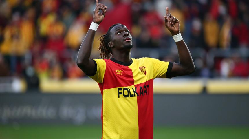 B&ouml;ylesini sadece Lewandowski yapar! G&ouml;ztepeli Cherif Ndiaye 28 dakikada 3 gol attı!