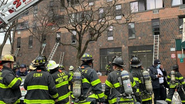 Son dakika! Ölü sayısı korkunç boyutlarda! New York'ta 19 katlı binada yangın