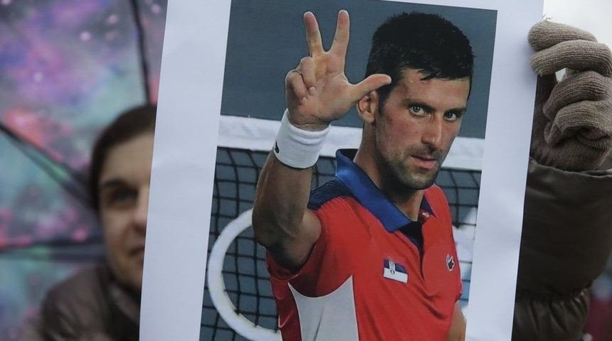 Novak Djokovic: Avustralya, &uuml;nl&uuml; tenis&ccedil;iye vize g&uuml;vencesi verilmediğini a&ccedil;ıkladı