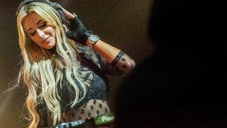 Paris Hilton sanal partiden 700 bin dolar kazandı