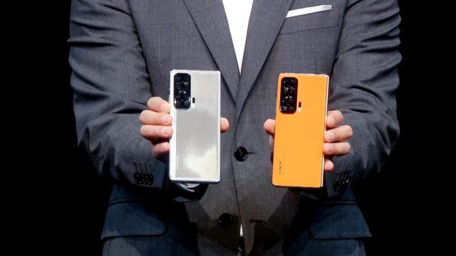 Honor için bir ilk olan Magic V duyuruldu: Galaxy Z Fold3'e ve Find N'ye benziyor! İşte özellikleri ve fiyatı