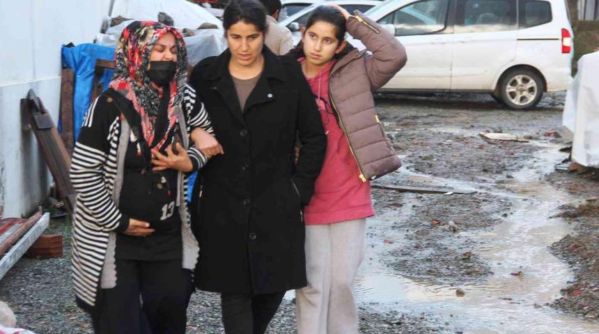 Son dakika: Bir şehir kabusu yaşıyor! Hamile kadının selin ortasında sancısı geldi, sokak hayvanları boğuldu...