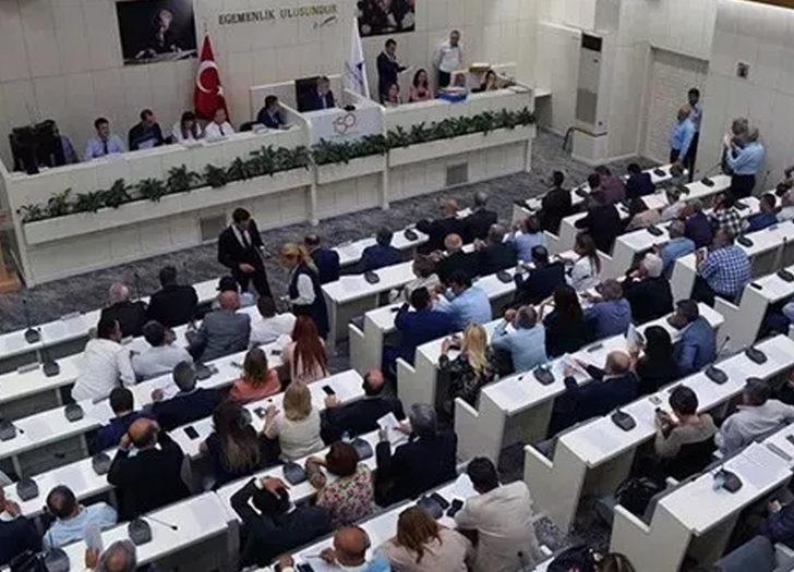 AK Parti'den İzmir Büyükşehir Belediye Meclisinde "çiftçilere bedava elektrik" önergesi! Kılıçdaroğlu'nun açıklamasını hatırlattılar
