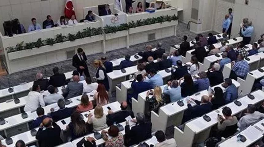 AK Parti'den İzmir Büyükşehir Belediye Meclisinde "çiftçilere bedava elektrik" önergesi! Kılıçdaroğlu'nun açıklamasını hatırlattılar