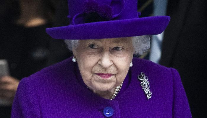 İngiltere'de Kraliçe 2. Elizabeth'in tahttaki 70. yılında monarşi karşıtı kampanya!