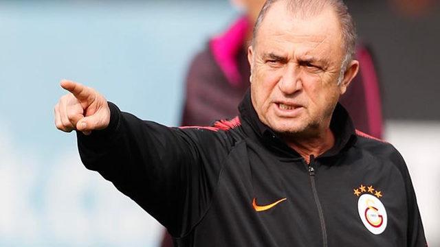 Dünya, Fatih Terim'i konuşuyor! Ayrılığı okuyucularına böyle duyurdular