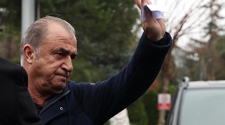 Son dakika: Fatih Terim, takımla ne konuştu? Burak Elmas'ı futbolcularına şikayet etti, işte o sözler