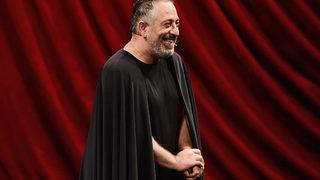 Cem Yılmaz'dan takipçisine jest! Güle güle kullan sevgili kardeşim