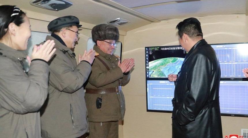 Kuzey Kore &uuml;&ccedil;&uuml;nc&uuml; hipersonik f&uuml;ze denemesini ger&ccedil;ekleştirdi