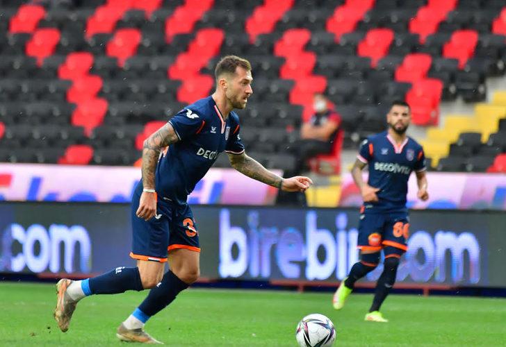 Medipol Başakşehir'de bir ayrılık daha! Peter Zulj kiralandı