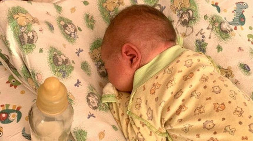 Sibirya'da -20 derecede bulunan bebeğin durumu iyi