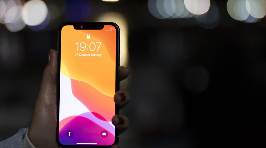 iPhone sahiplerinin dikkatine: Apple, iOS 15.2.1'i yayınladı!
