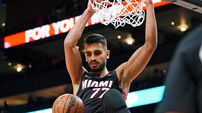 Biri Ömer Yurtseven'i durdursun! Yeni bir Wilt Chamberlain doğuyor...