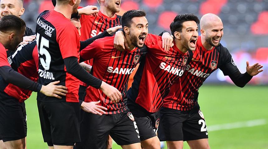 Gaziantep FK'da Beşiktaş maçı öncesi oyuncu kalmadı! Tam 11 kişi pozitif...