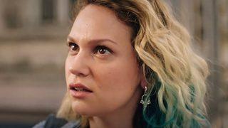 Güzel oyuncu Farah Zeynep Abdullah yeni tarzını paylaştı!