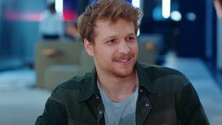 Aşk Mantık İntikam'ın Çınar'ı Burak Yörük diziden ayrılıyor mu? Sevilen dizide üzen haber! Burak Yörük neden ayrılıyor?