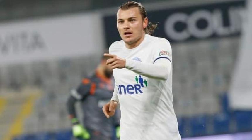 Yusuf Erdoğan kimdir, aslen nereli? Trabzonspor'a transfer olan Yusuf Erdoğan kaç yaşında ve hangi takımlarda oynadı?