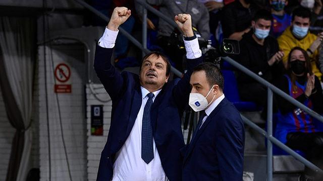 İspanyolları çıldırttı! Barcelona-Anadolu Efes maçına Ergin Ataman imzasını attı