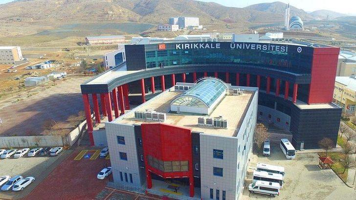 Son dakika: Kırıkkale Üniversitesi'nde tacizci profesör skandalı: İğrenç mesajlar ortaya çıktı! "Seni yatakta düşünüyorum şimdi..."
