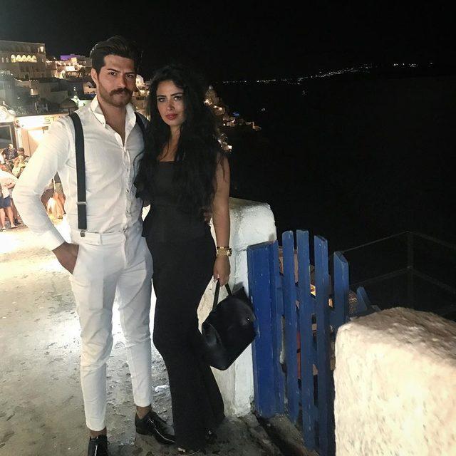 Burak Özçivit'e benzerliği olay olmuştu! MasterChef Burcu eşiyle sarmaş dolaş pozunu paylaştı