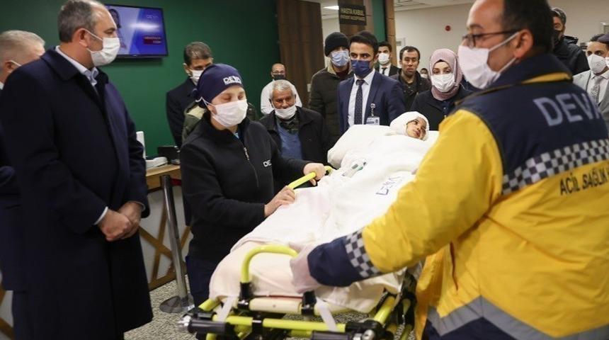 Köpek saldırısında ağır yaralanan minik Asiye'den yeni haber! Bir operasyon daha yapıldı... İşte Asiye'nin son durumu