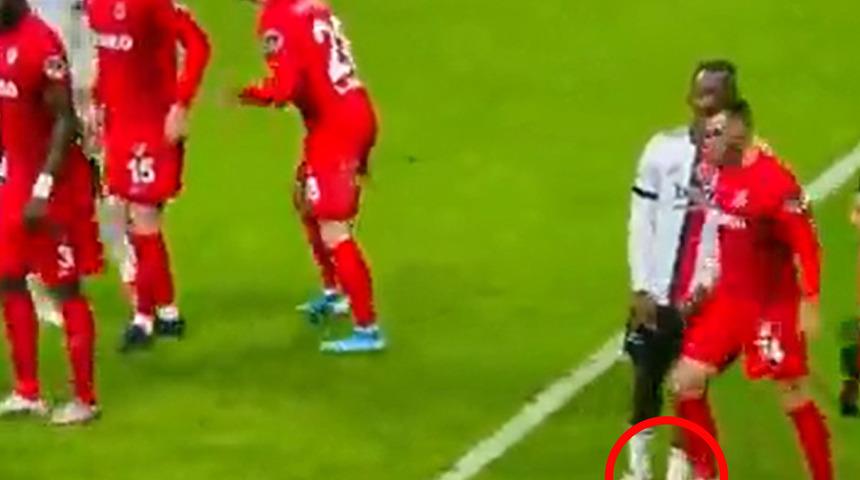 Yayıncı kuruluş ekranlarında çileden çıktı, açtı ağzını yumdu gözünü: Bu kadar da olmaz...