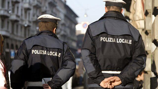 İtalya polis