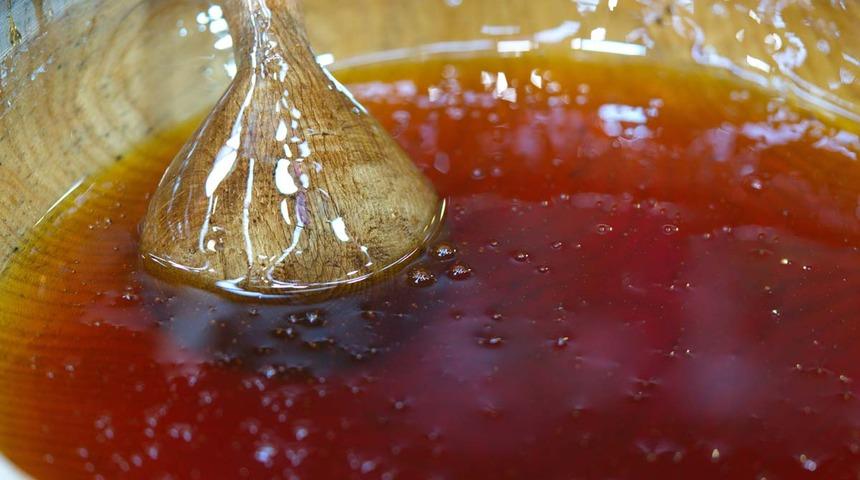 Bal yemeden önce bunları mutlaka bilmelisiniz! Bal hakkında doğru bilinen yanlışlar