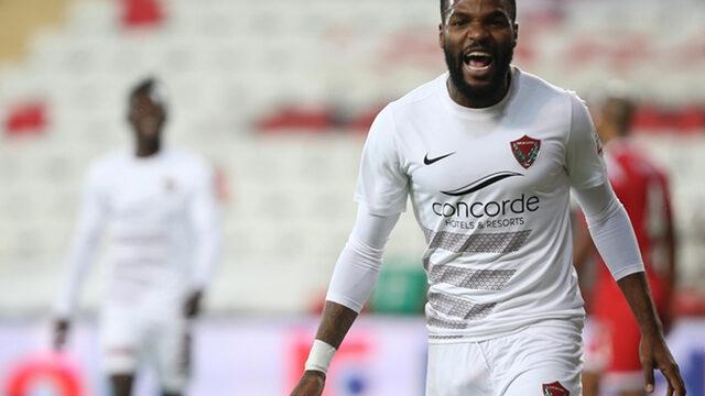 Süper Lig devi aradığı golcüyü sonunda buldu! Aaron Boupendza, Türkiye'ye geri dönüyor