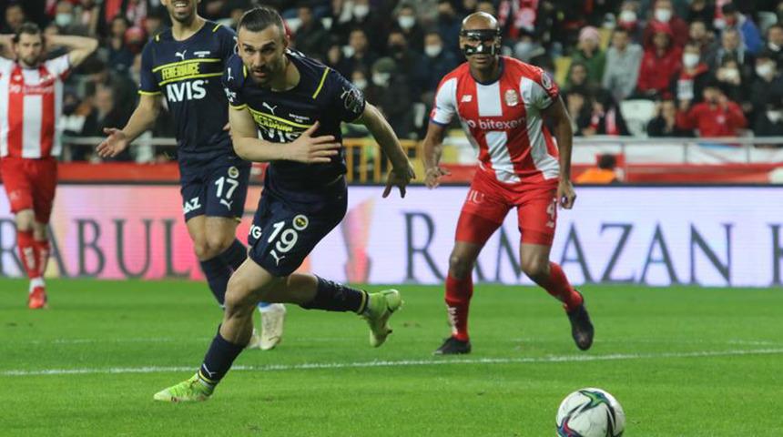 Son dakika: İsmail Kartal'dan tatsız başlangıç! Fenerbahçe, deplasmanda Antalyaspor'la 1-1 berabere kaldı
