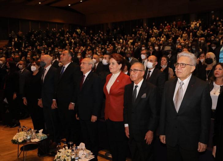 Kılıçdaroğlu: Bu ülkenin gençleri demokrasi krizini aşacak