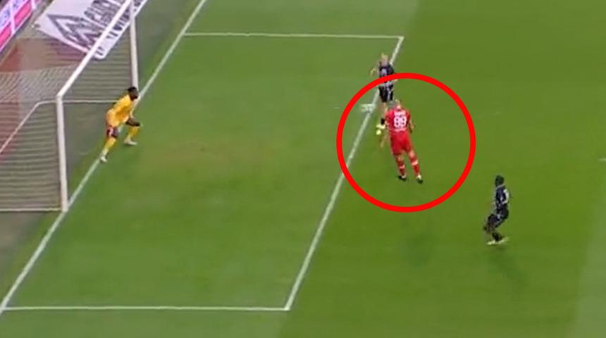 Fenerbahçeliler saç baş yoldu! Belçika, Frey'in müthiş başarısını konuşuyor