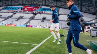 Cengiz Ünder için Fransa'da müthiş koreografi! Türk bayrağı açıp o şarkıyı çaldılar