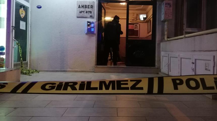 Apartman girişinde cansız bedeni bulundu! Kan donduran detay