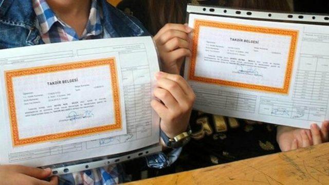 Takdir, teşekkür belgesi kaç puanla alınır? 2022 Takdir, teşekkür hesaplama! (4,5,6,7,8,9,10,11 ve 12.sınıflar için)