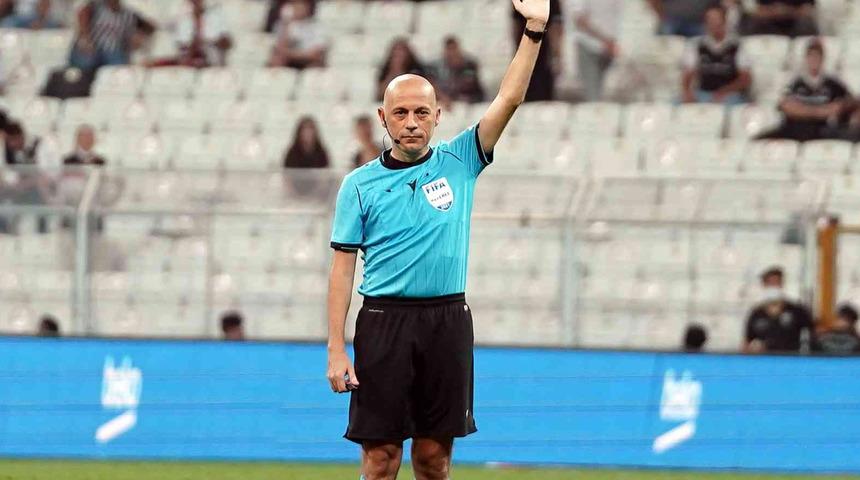 FIFA’dan Cüneyt Çakır’a davet