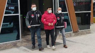 Evine giren hırsızı önce bıçakladı, sonra ambulansa taşıdı! Kendimi savunmak için...