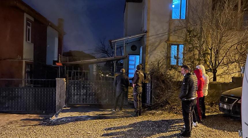 İki gündür haber alınamıyordu! Arkadaşları evde cansız bedenini buldu