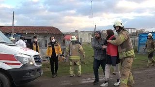 Arnavutköy'de korkunç olay! Sobayı yakmaya çalışan kardeşlerin kıyafetleri tutuştu