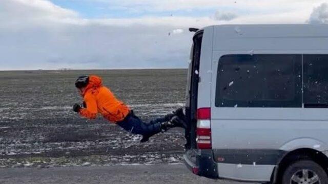 Rusya'da yüreklerin ağza geldiği şoke eden an! Mermi gibi içinden geçti