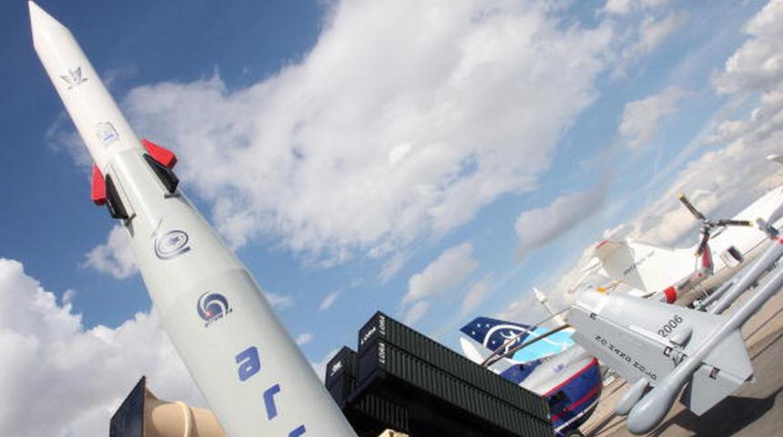 İsrail: F&uuml;zeleri atmosferde ve uzayda imha eden hava savunma sistemi Arrow'un denemeleri başarıyla tamamlandı