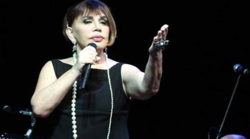 Sezen Aksu tartışması nasıl başladı, sanat&ccedil;ılar ve siyaset&ccedil;iler ne dedi?