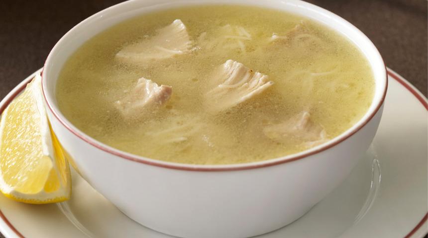 Kalan tavuk etlerini değerlendirebileceğiniz birbirinden lezzetli 3 farklı çorba tarifi